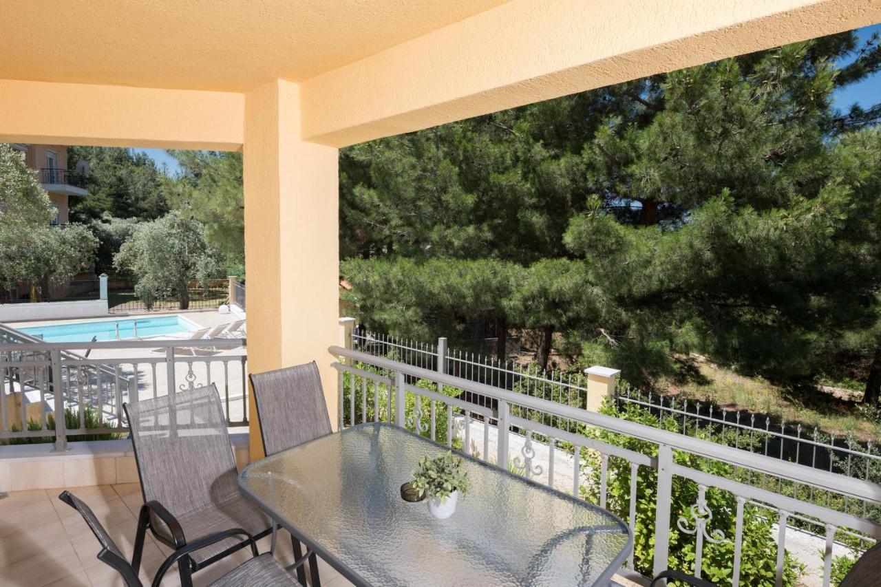 Louloudis Pool Villa Skala Rachoni  Zewnętrze zdjęcie